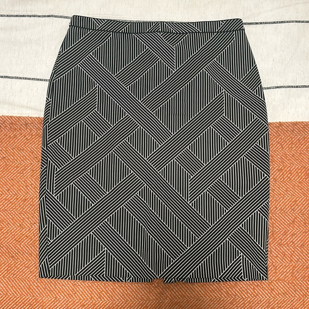 Ann Taylor Curvy Fit Pencil Skirt